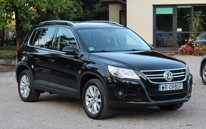 Volkswagen Tiguan cena 40900 przebieg: 219000, rok produkcji 2010 z Pleszew małe 781